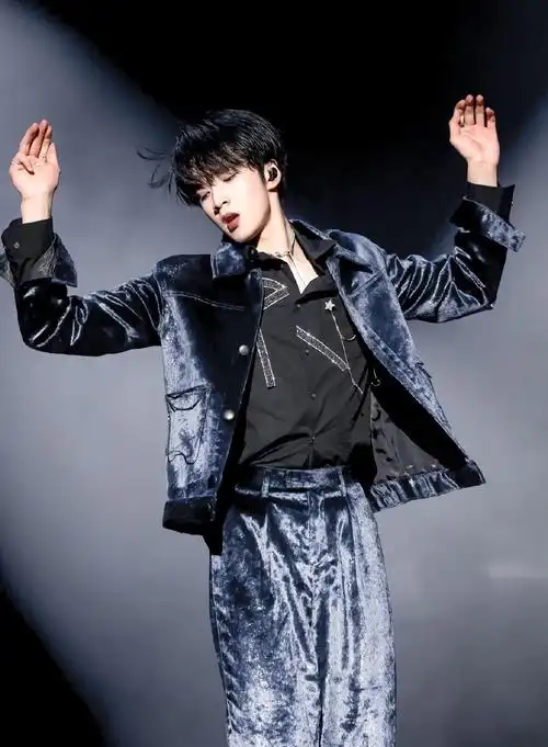 原创暴风成长刘耀文最帅小学生高能蜕变身高实力碾压式成长