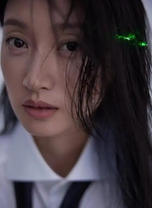 沈佳妮:体操运动员转行当演员,嫁小一岁朱亚文,生两女被当成宝