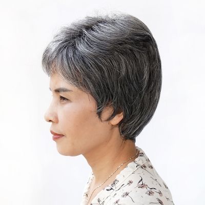 老年假发女短发花白图片