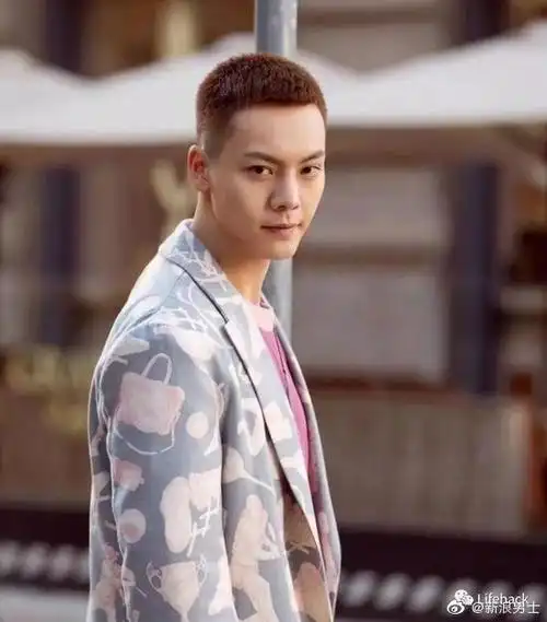 寸头为什么是检验帅哥的唯一标准 但是寸头会给人一种痞子气