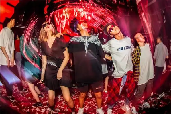 南大街西安范特西酒吧即将启动,朝夕相伴