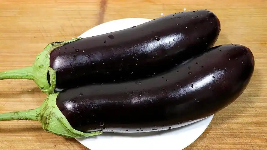 图片[3]-【茄子炒饭】做法步骤图 营养解馋 大人小孩都爱吃-起舞食谱