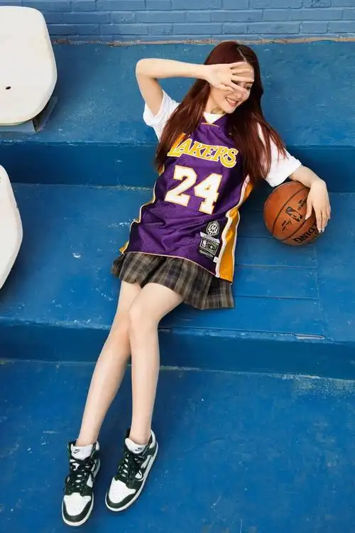 腾讯nba主播小楠之日常