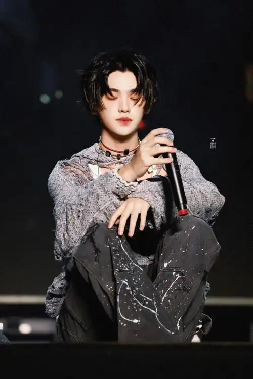 黄明昊超话逮捕全世界最可爱的小狗-20230909 常州芒禾音乐节#芒禾