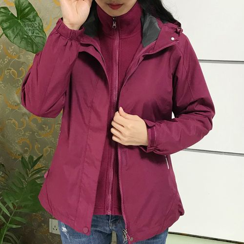 2021新款冲锋衣女三合一可拆卸加厚抓绒防风衣外套软壳宽松登山服