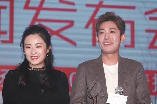 曾黎和徐百卉太像了是真的吗 徐百卉星路历程大曝光