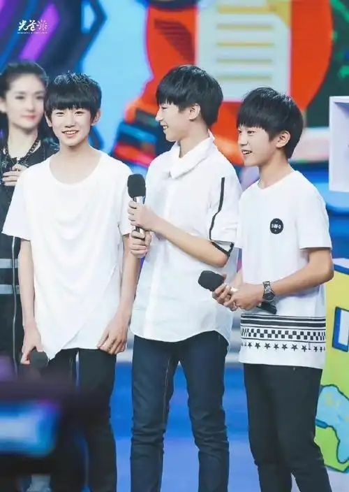 05.31"大家好 我们是tfboys"!添福宝成长的最好模样,有幸相遇