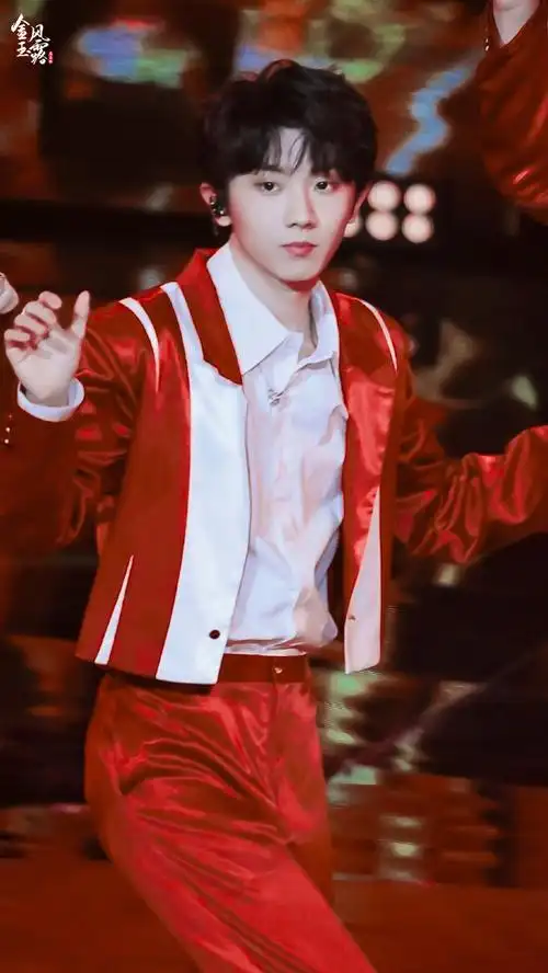 马嘉祺北京台春晚##时代少年团男儿歌火焰舞台##北京台春晚