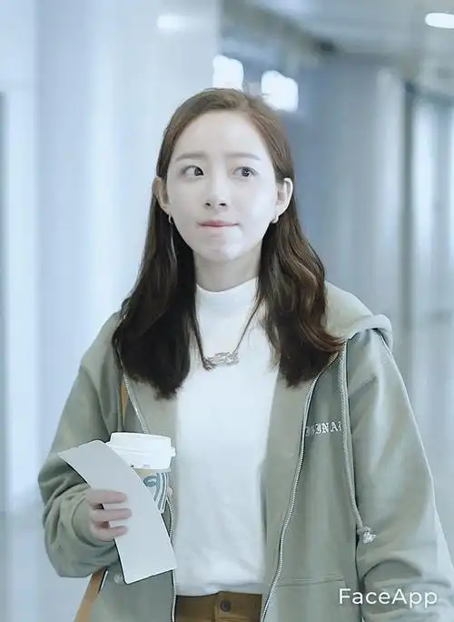 长发蛋真香漂亮姐姐李妮妮