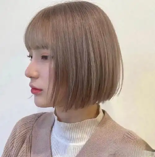 夏季短发流行大势 首选漂染或挑染bob
