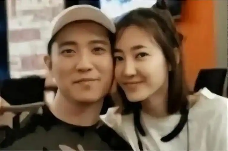 王丽坤闪婚富商,老公诈骗被抓,她曾否认的婚姻现在如何?