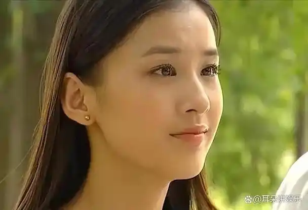 黄圣依:嫁入豪门隐藏8年,和杨子结婚17年,她过得幸福吗?