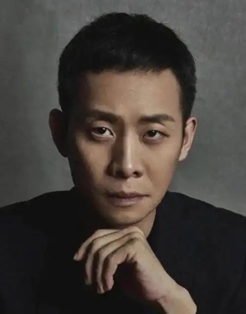 张泽:从不服输到成为当代青年榜样中国影视界的男演员琳琅满目,而张泽