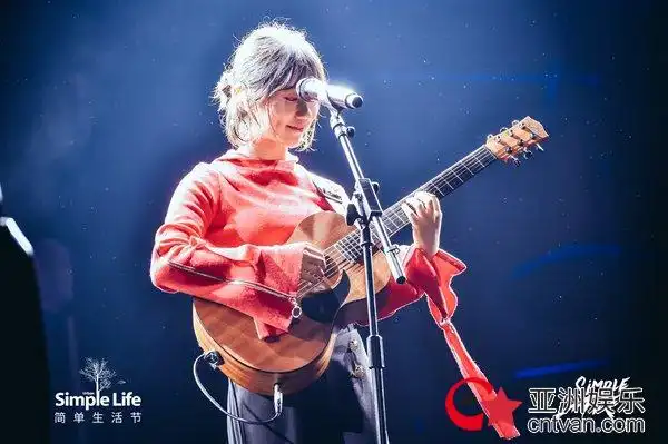 谢春花音乐节现场频圈粉 精心呈现最佳live舞台