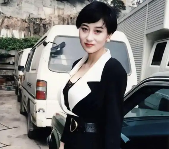 原创香港女枭雄陈岚的传奇人生和她的风云往事