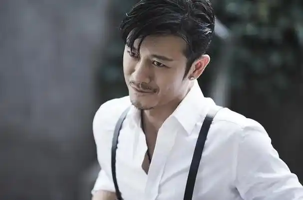 回顾:天生一张浪子脸!这10位男星又痞又帅,不愧是行走的荷尔蒙