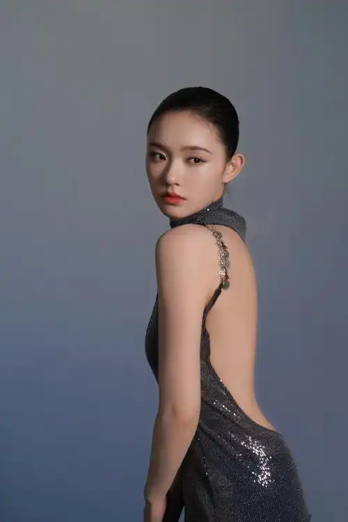 林允生日刊封面大片##林允蝶之吻封面大片