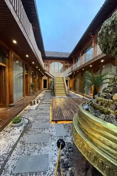 忻州牧南总排附近酒店