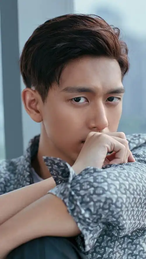 李现冷峻帅气手机壁纸图片,明星,演员,帅哥,帅气,写真,李现,大陆男