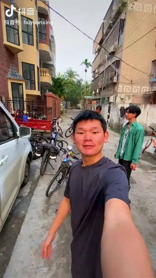 老朋友相见阳仔环球骑行陶三丰远行者