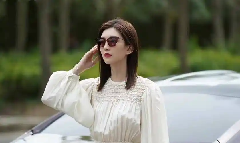 《欢乐颂3》十二位女星颜值对比,张佳宁最甜美,杨采钰最有气质_于慧