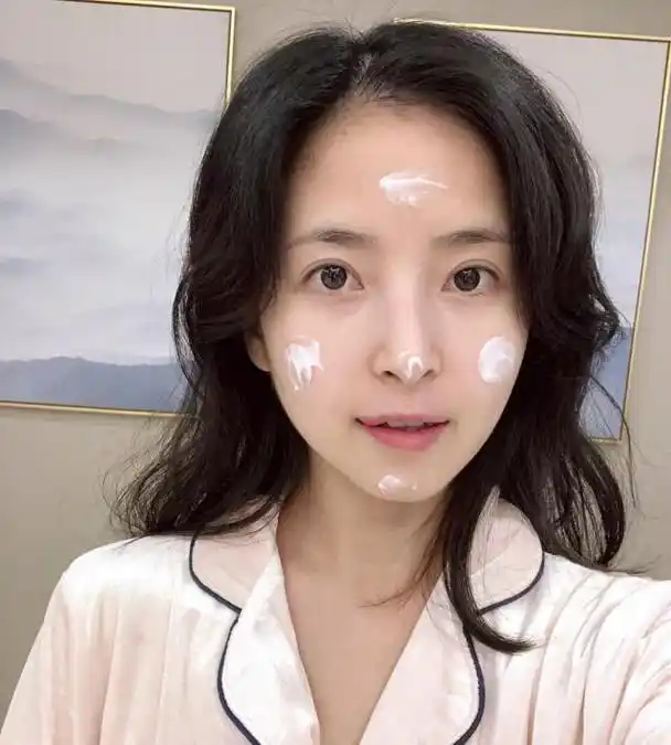 moodrose要想皮肤好从这六个护肤要点入手坚持下来用下来皮肤光滑透亮