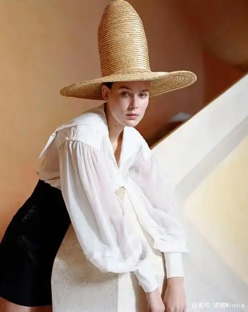 「时尚穿搭」刷爆朋友圈欧式复古宫廷风!一秒get贵族气质!