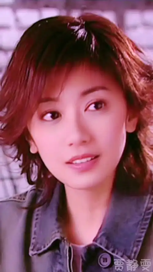 贾静雯颜值巅峰时期美得不可方物!