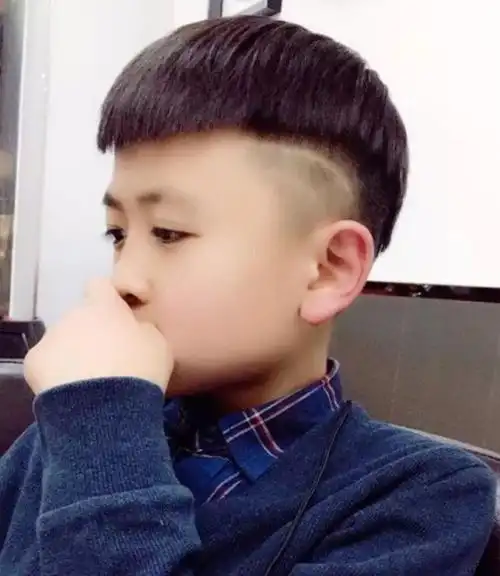 儿童头发(儿童发型4款,有型又帅气,值得收藏)