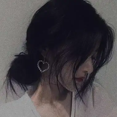 伤感女头像丧忧伤 高冷好看的伤感女头像丧真人图片_女生头像_美头网