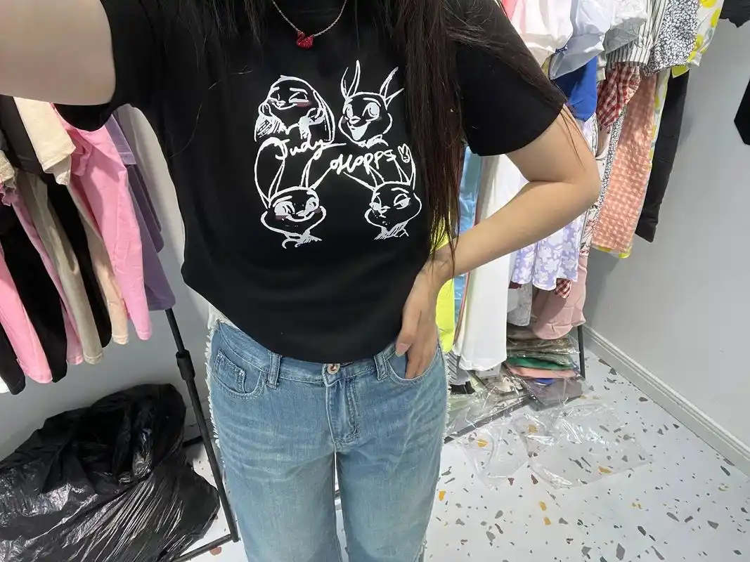 微胖店主原相机实拍.一米六110斤的实拍图来咯～#夏季穿搭  - 抖音