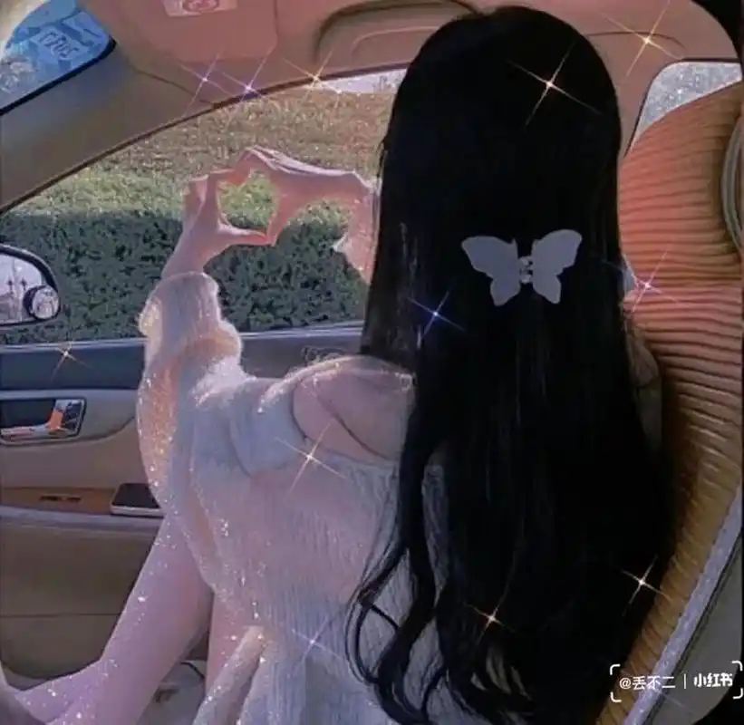 气质女生|背影头像 没有啥其他想法 就是觉得很漂亮 于是分享更好的你