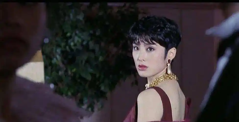 眼睛"的香港女明星,我只服这5位,仿佛让人一眼万年_电影_关之琳_朱茵