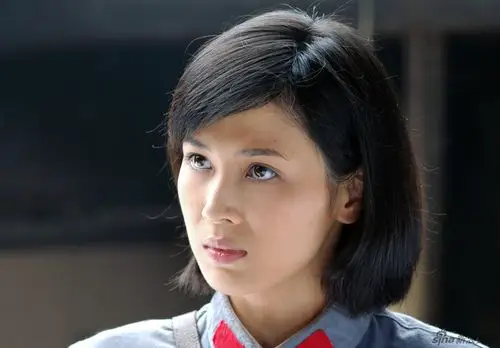 童蕾饰演的女政委锐气逼人