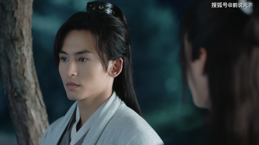 周子舒身上真的有神性,别逗了,他是活生生的人啊_温客