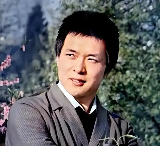 65岁的囚歌之王迟志强刑满多年后儿子职业揭露令人泪目