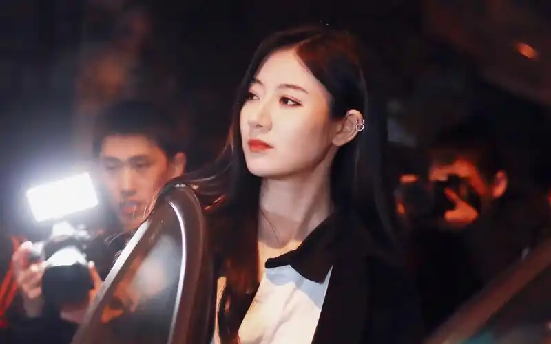 【李宇琪|直播】20200407超贤惠双马尾毛毛在线做饭and一起听青你2