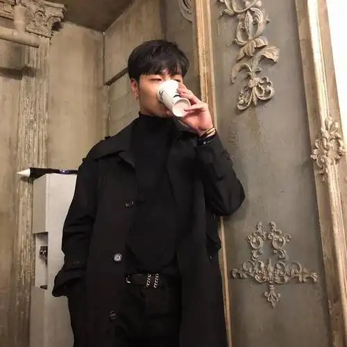 我会在安利期分享一些男朋友的照片