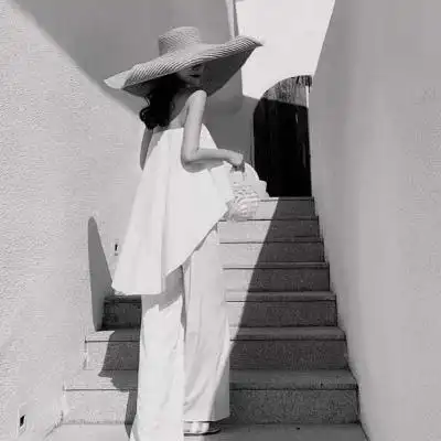 背影女头黑白头像