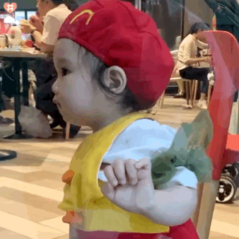 可爱萌娃表情包动图