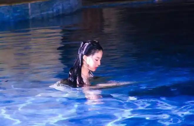 刘亦菲下水照实在太美了