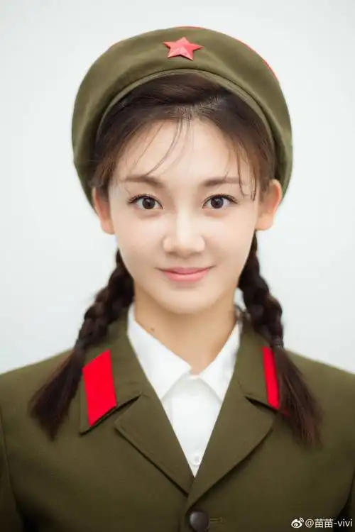 芳华女演员现状苗苗结婚她嫁刘亦菲干爹她被人遗忘冯小刚让苗苗跳舞惹