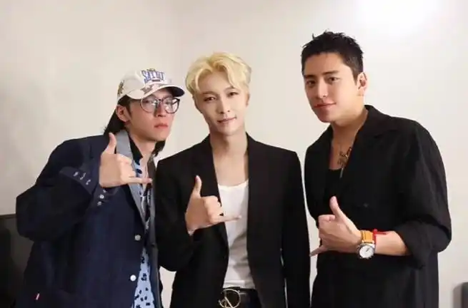 231007|更新张艺兴合照一则后台合照 3,昨天的张船长简直太好看了cr.