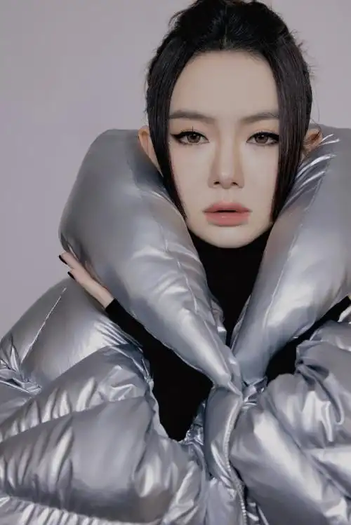 #戚薇时尚图鉴##戚薇雅鹿全球代言人#