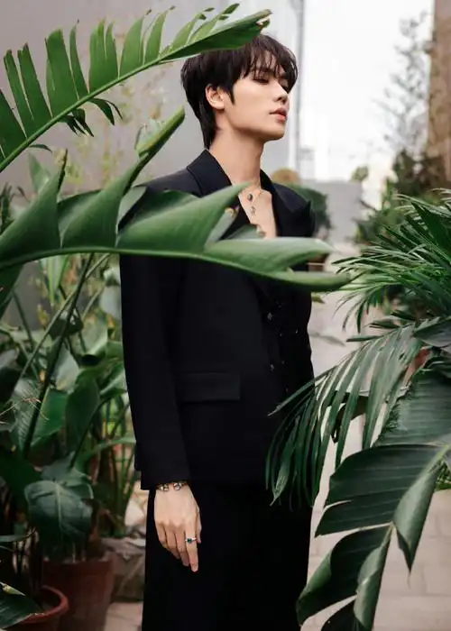 0824林彦俊生日快乐