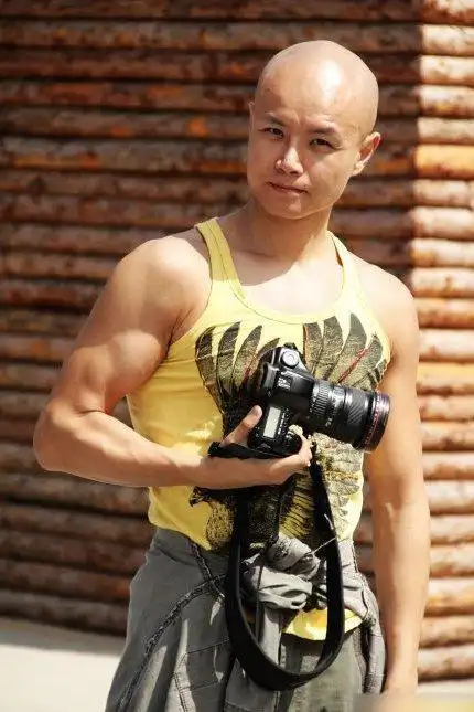 乐嘉结婚了吗乐嘉老婆李雪生活照和个人资料及近况和图片 - 佩龙个人