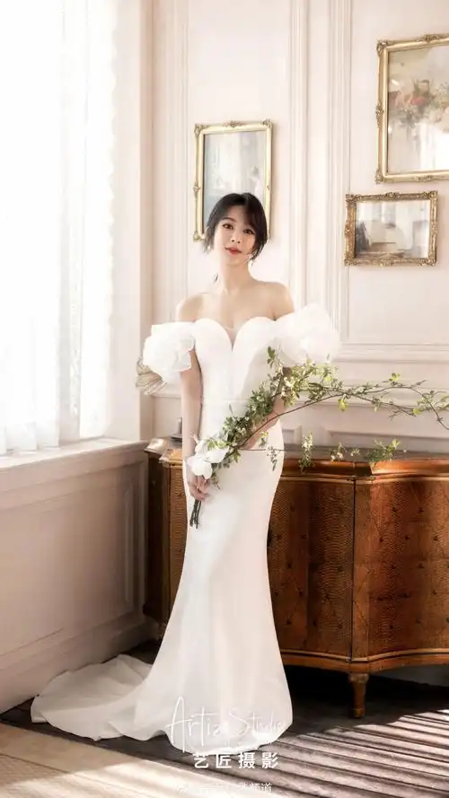 杨紫白色婚纱大片