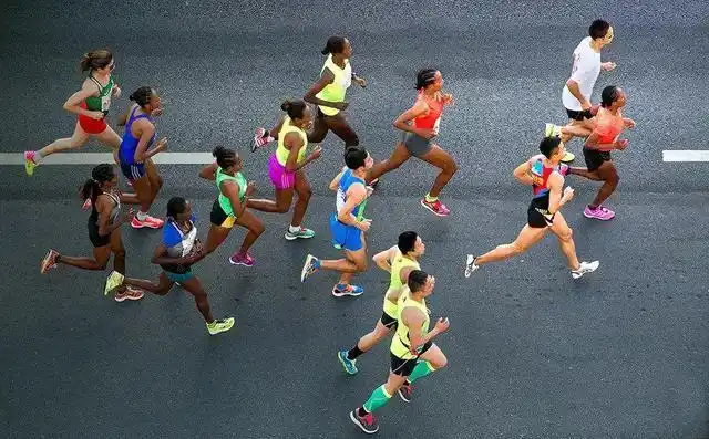 跑步全马半马10公里等级标准最全马拉松完赛配速表