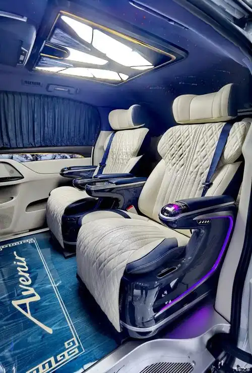 别克gl8改装分享给大家看一下也不是专业的不喜勿喷