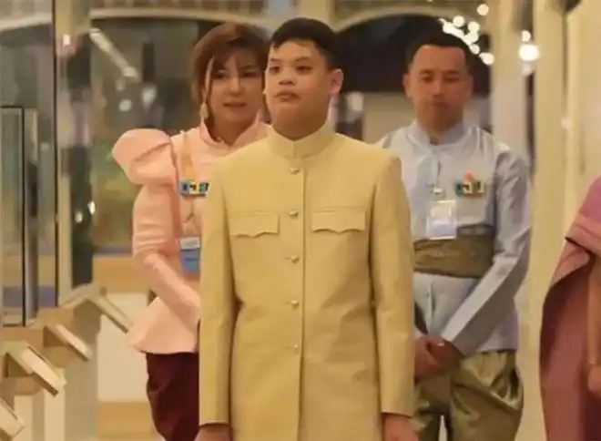 正是因为玛哈国王的溺爱,提帮功在泰国王室表现得非常随意.